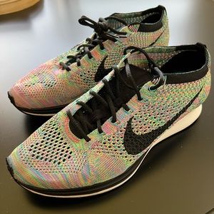 Nike mens flyknit racer size 8